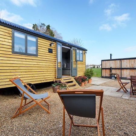 Pass The Keys Whitstable Shepherds Hut Minutes From The Harbour Βίλα Εξωτερικό φωτογραφία