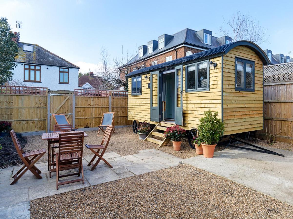 Pass The Keys Whitstable Shepherds Hut Minutes From The Harbour Βίλα Εξωτερικό φωτογραφία