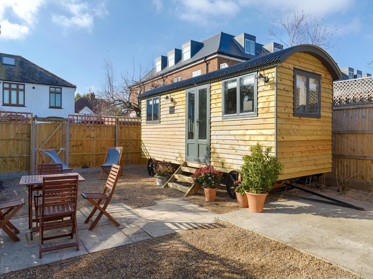 Pass The Keys Whitstable Shepherds Hut Minutes From The Harbour Βίλα Εξωτερικό φωτογραφία