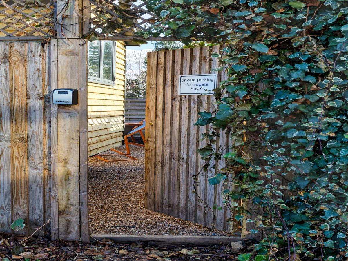 Pass The Keys Whitstable Shepherds Hut Minutes From The Harbour Βίλα Εξωτερικό φωτογραφία