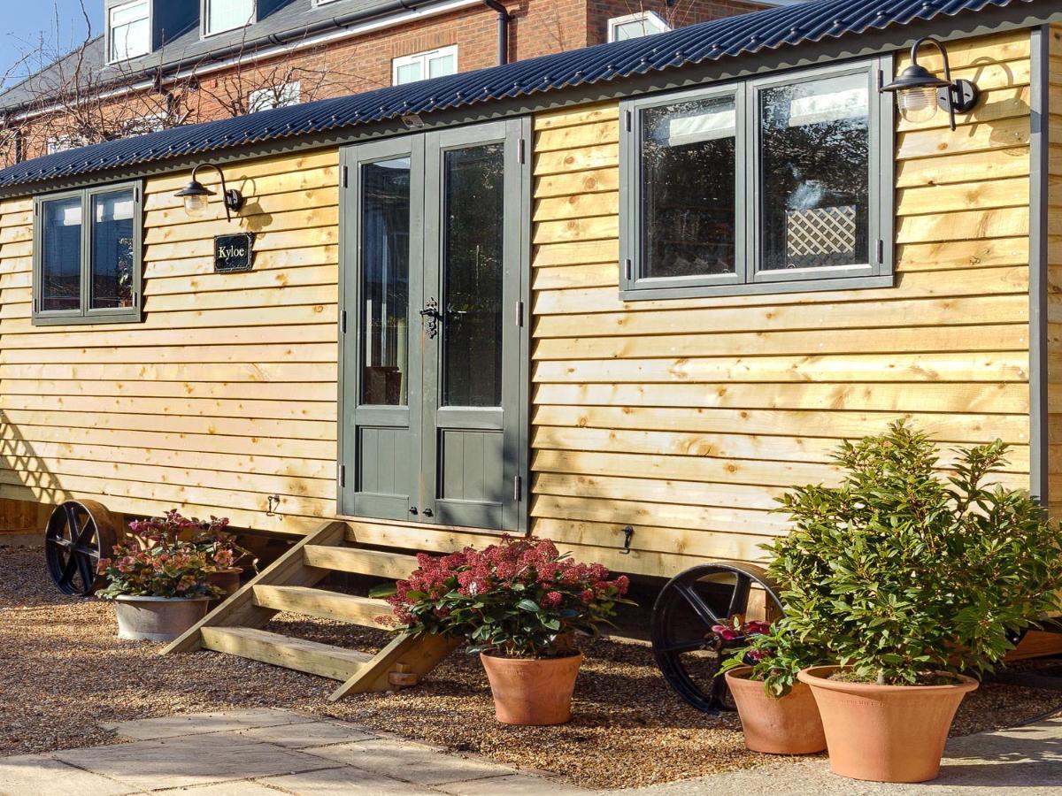 Pass The Keys Whitstable Shepherds Hut Minutes From The Harbour Βίλα Εξωτερικό φωτογραφία